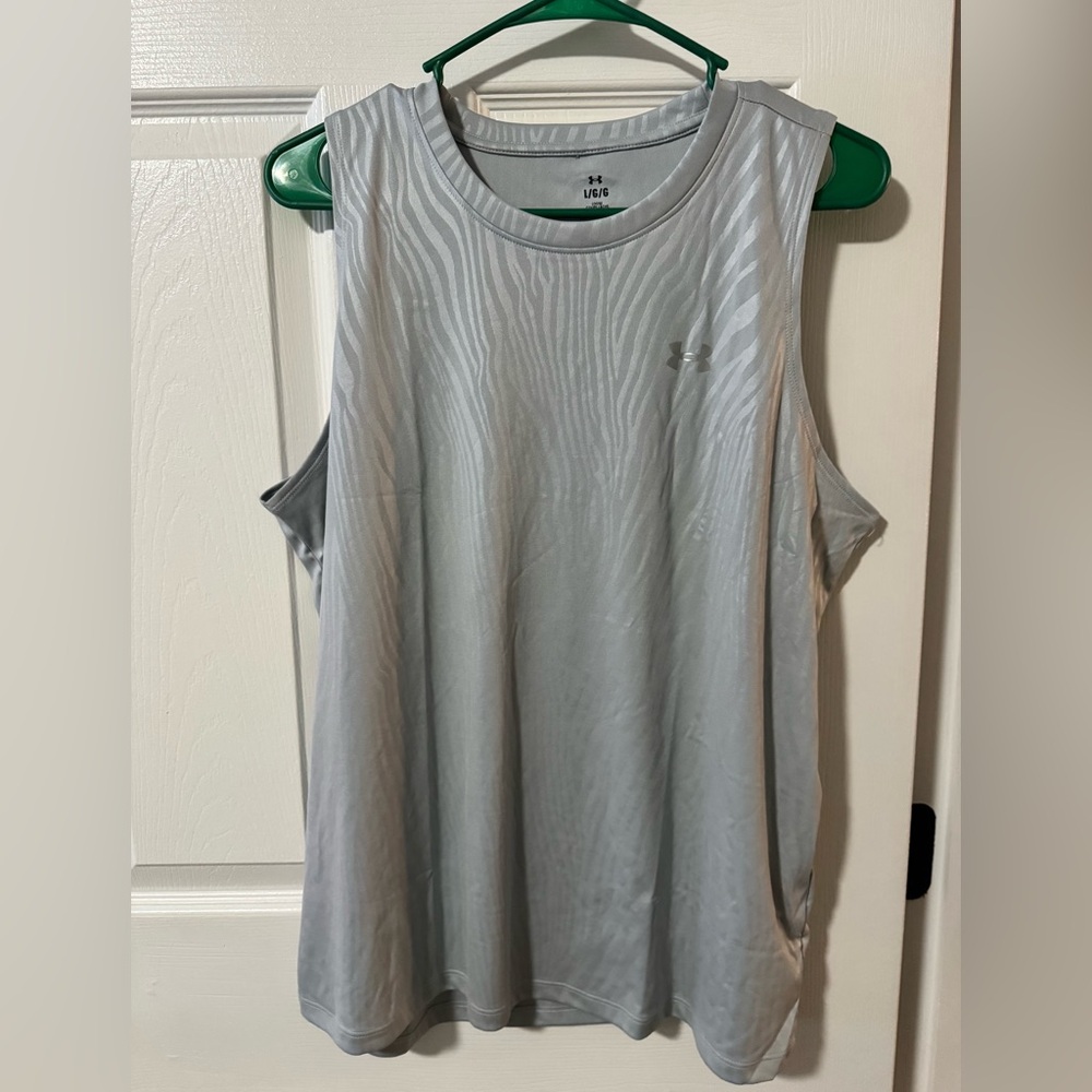 Under Armour Women's Light Gray and Silver Tank